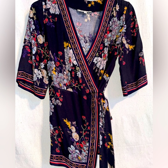 Crimson in Grace Tops - Black & Red Floral “Kimono style” wrap-around fabric tie sash blouse.